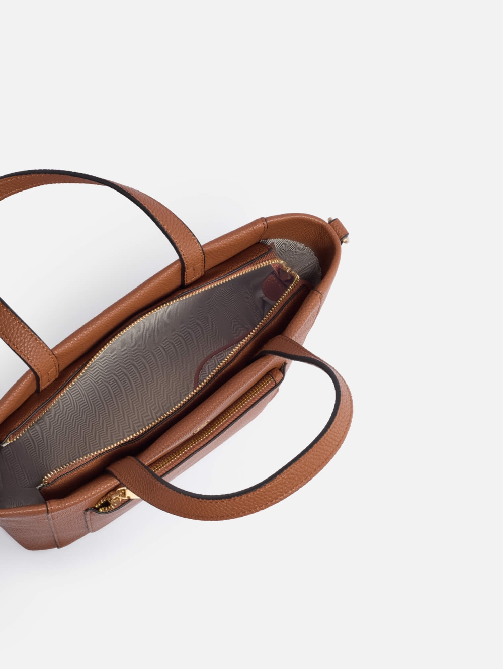 Satchel Adimia