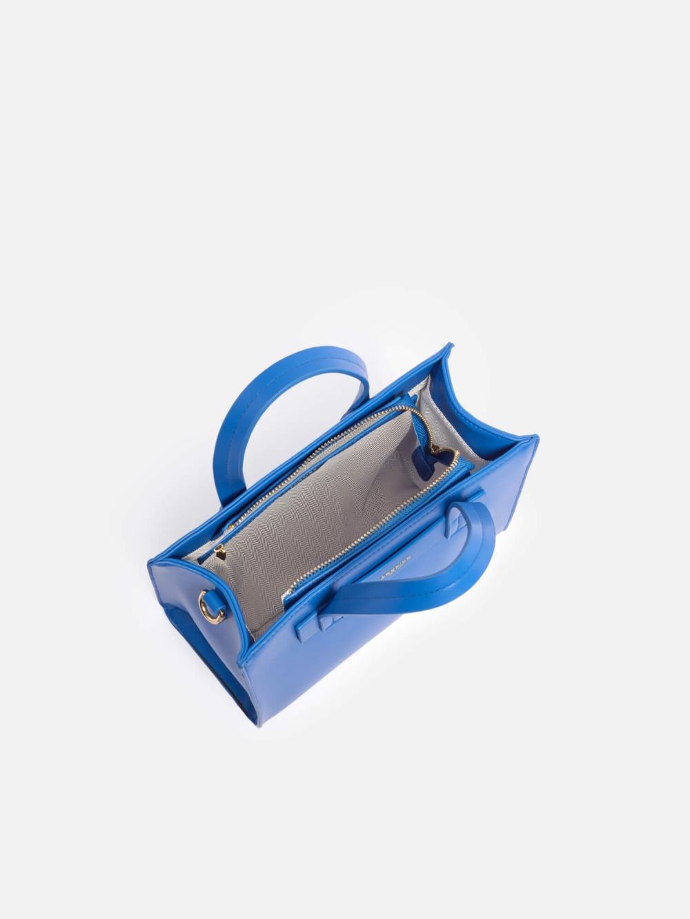 Satchel Danire