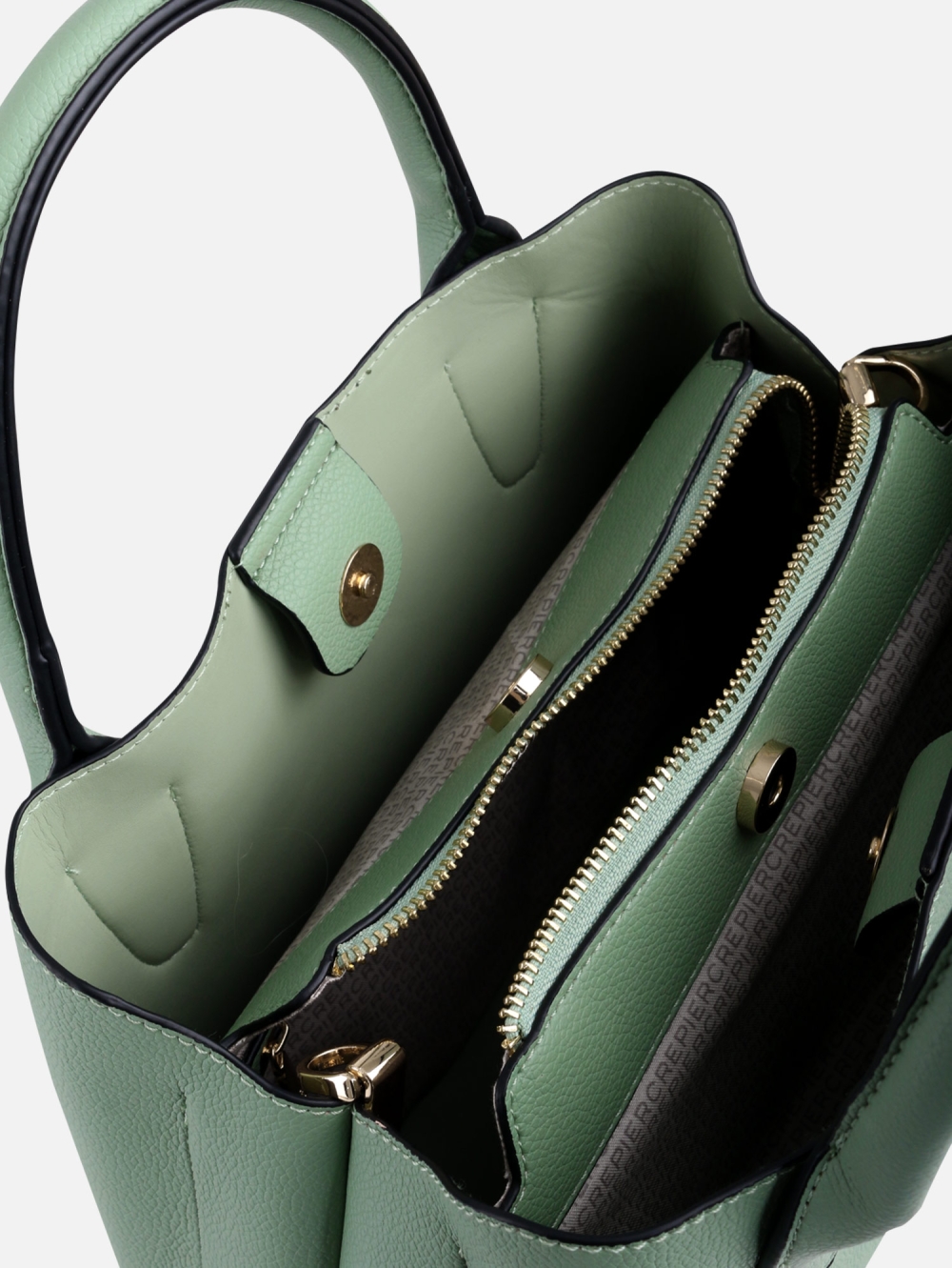 Satchel Suesca
