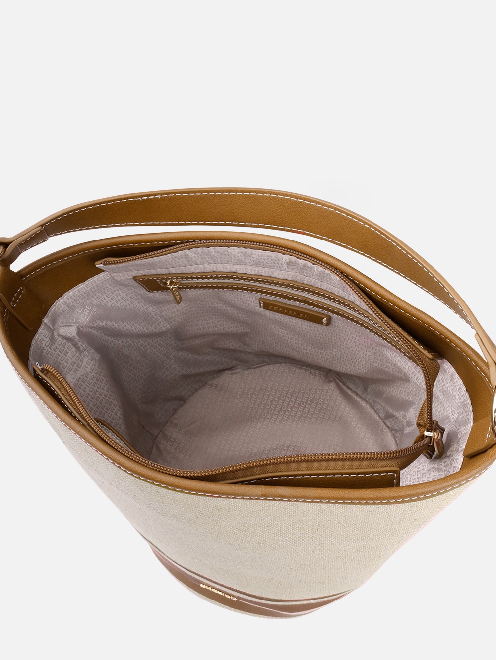 Bucket Armanida