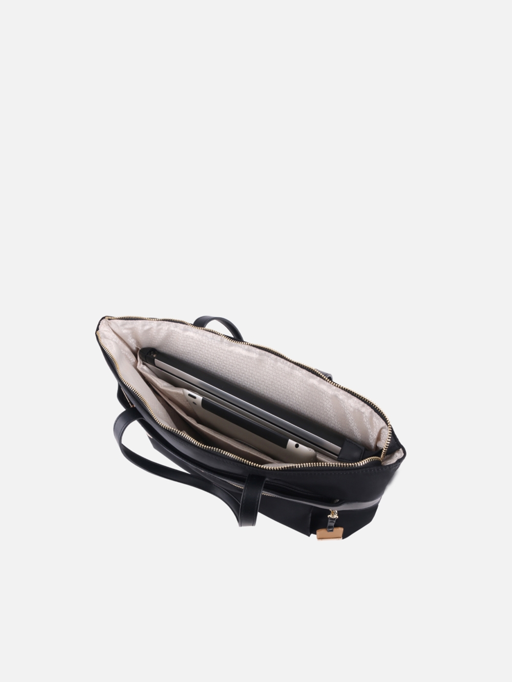 Tote Ellaria