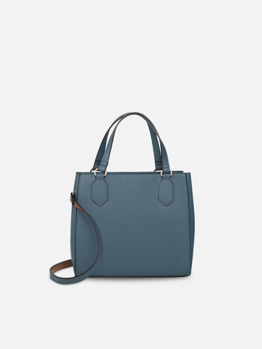 Satchel Nicola