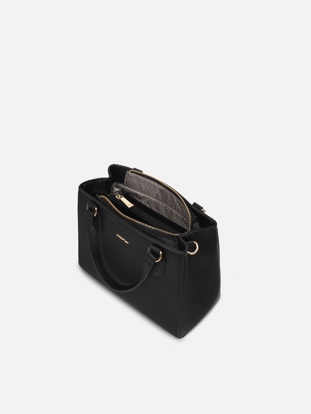 Satchel Nicola