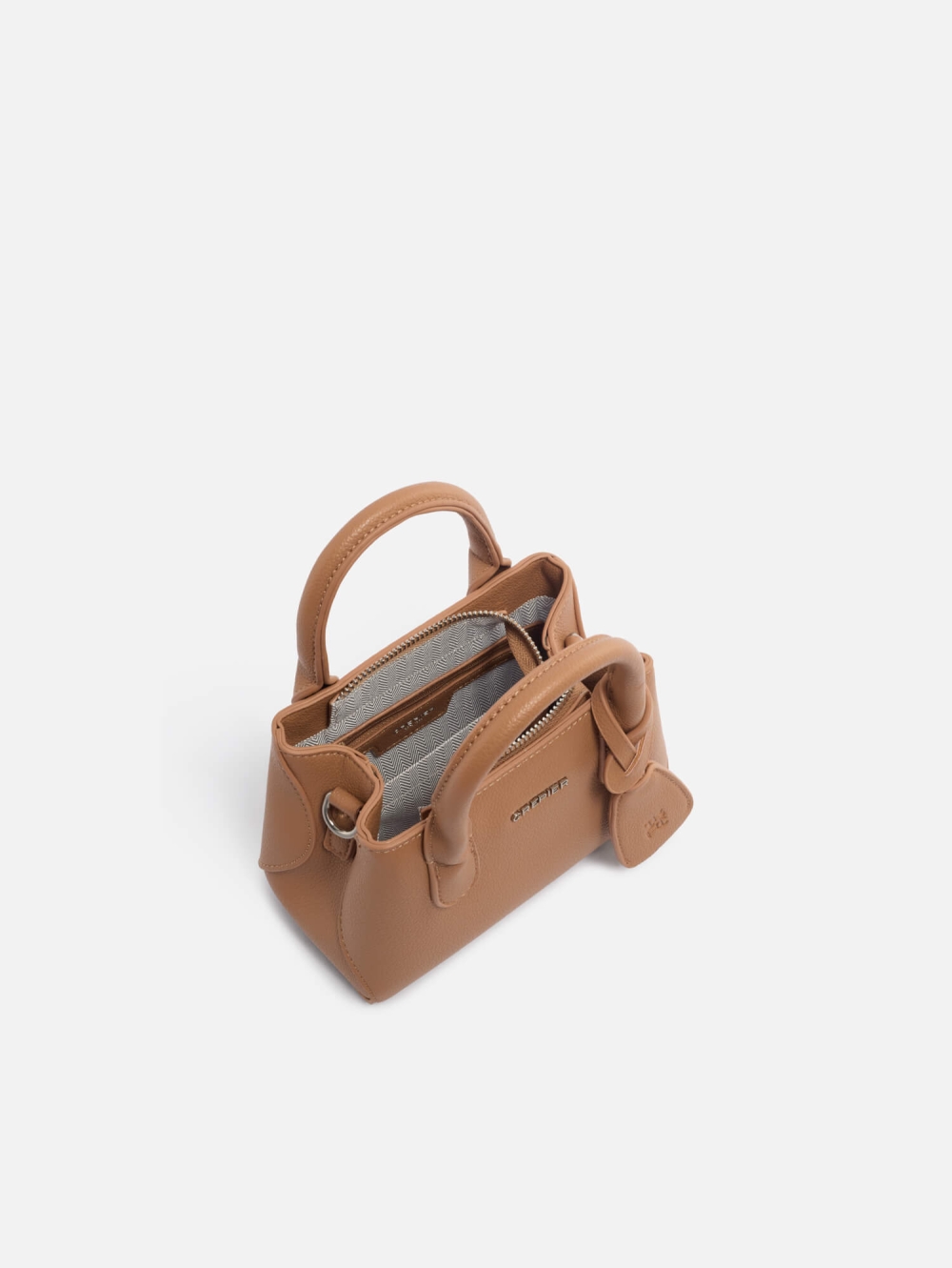 Satchel Clara